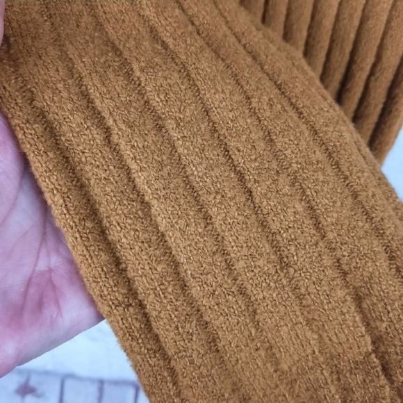 Free People Turtle Neck Ribbed Long Sleeve Sweater - Picture 8 of 13